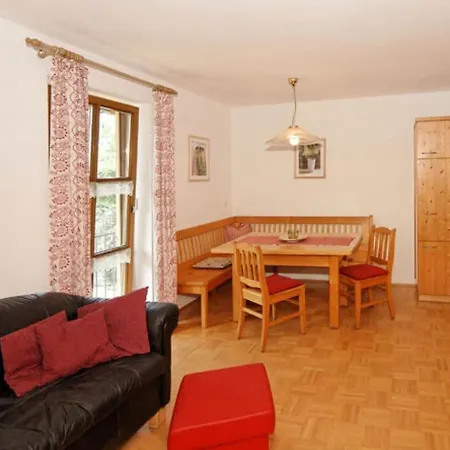 Holiday home With Garden Eschlkam